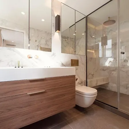 Apartment De Luxe D'une A Proximite Du Louvre Iii